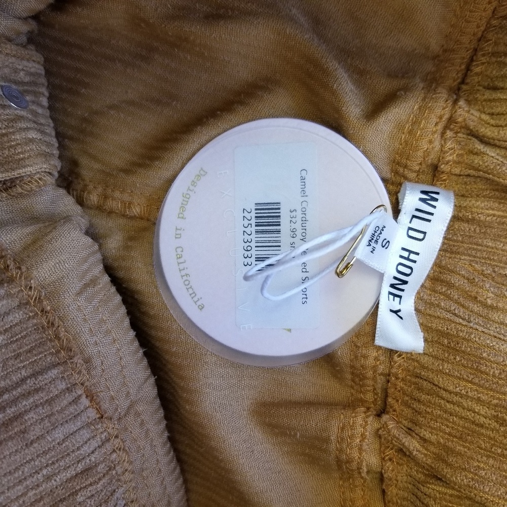 NWT Wild Honey Camel Corduroy Shorts - Picture 7 of 8